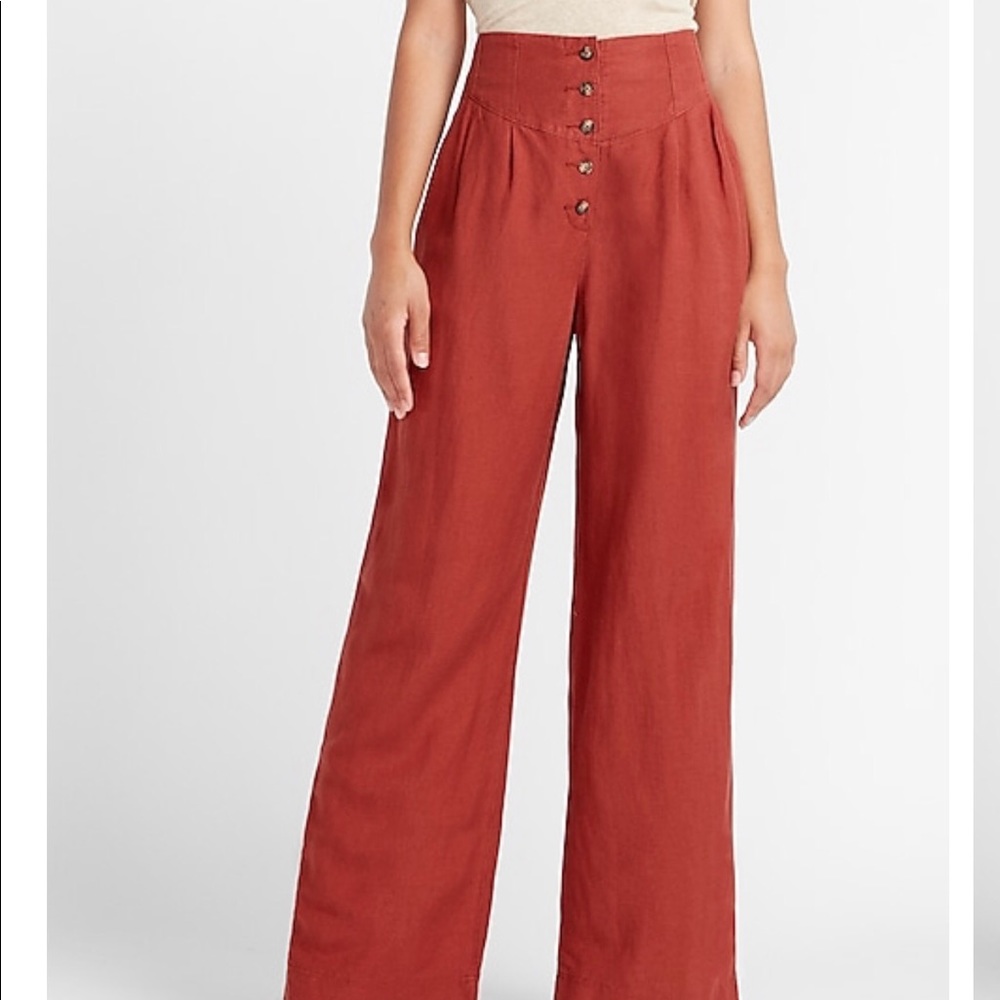 Super High Waisted, wide leg linen Pants.